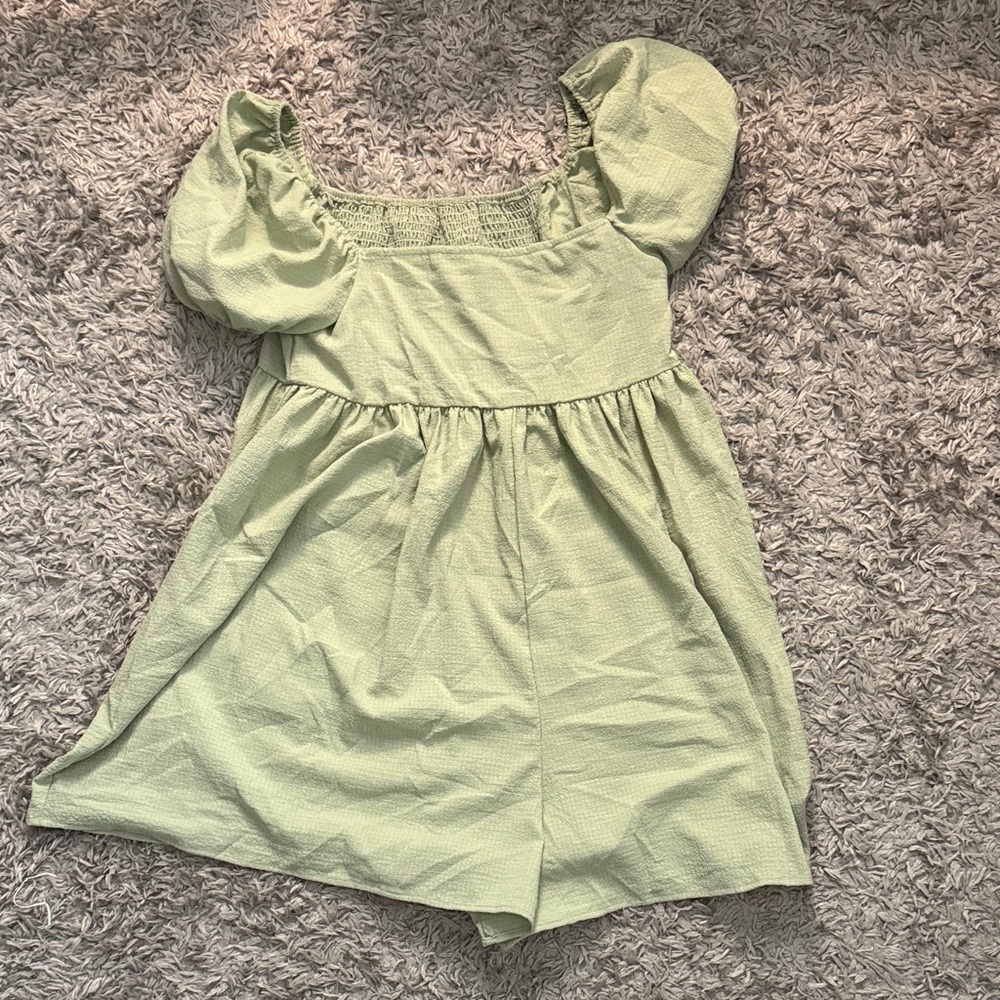 SHEIN Light Green Puff Sleeve Romper